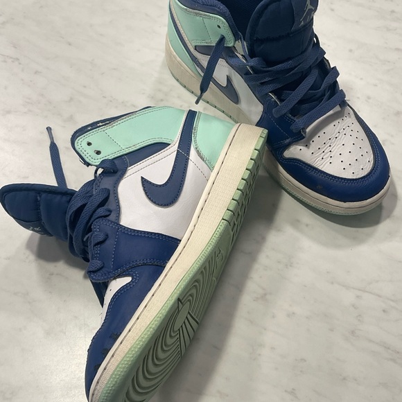 *USED* Air Jordan 1 Mid Mint Foam - Picture 3 of 14